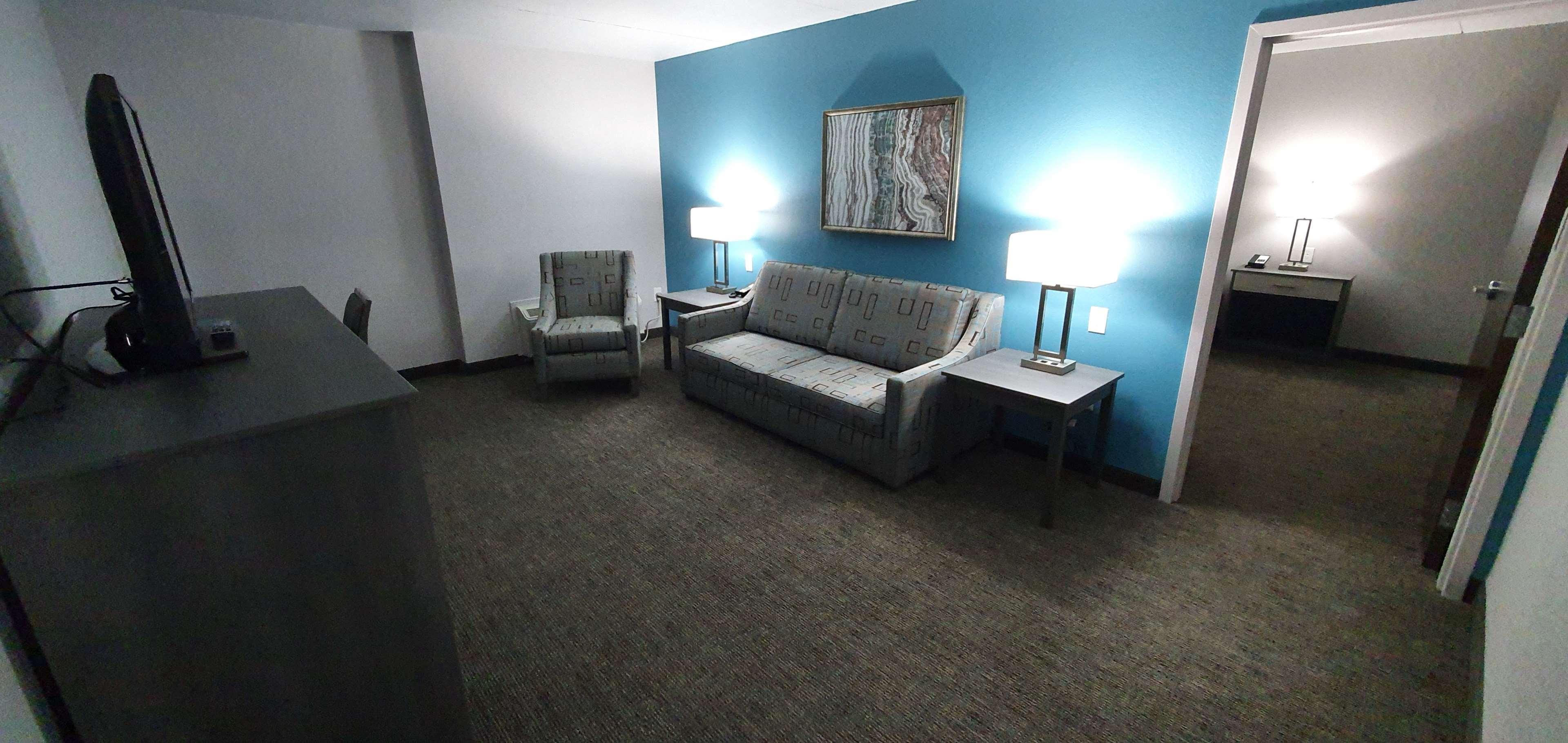 Western Hotel 3*